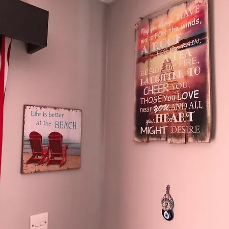 Sandy House Apartment